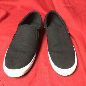 TOMMY HILFIGER shoes